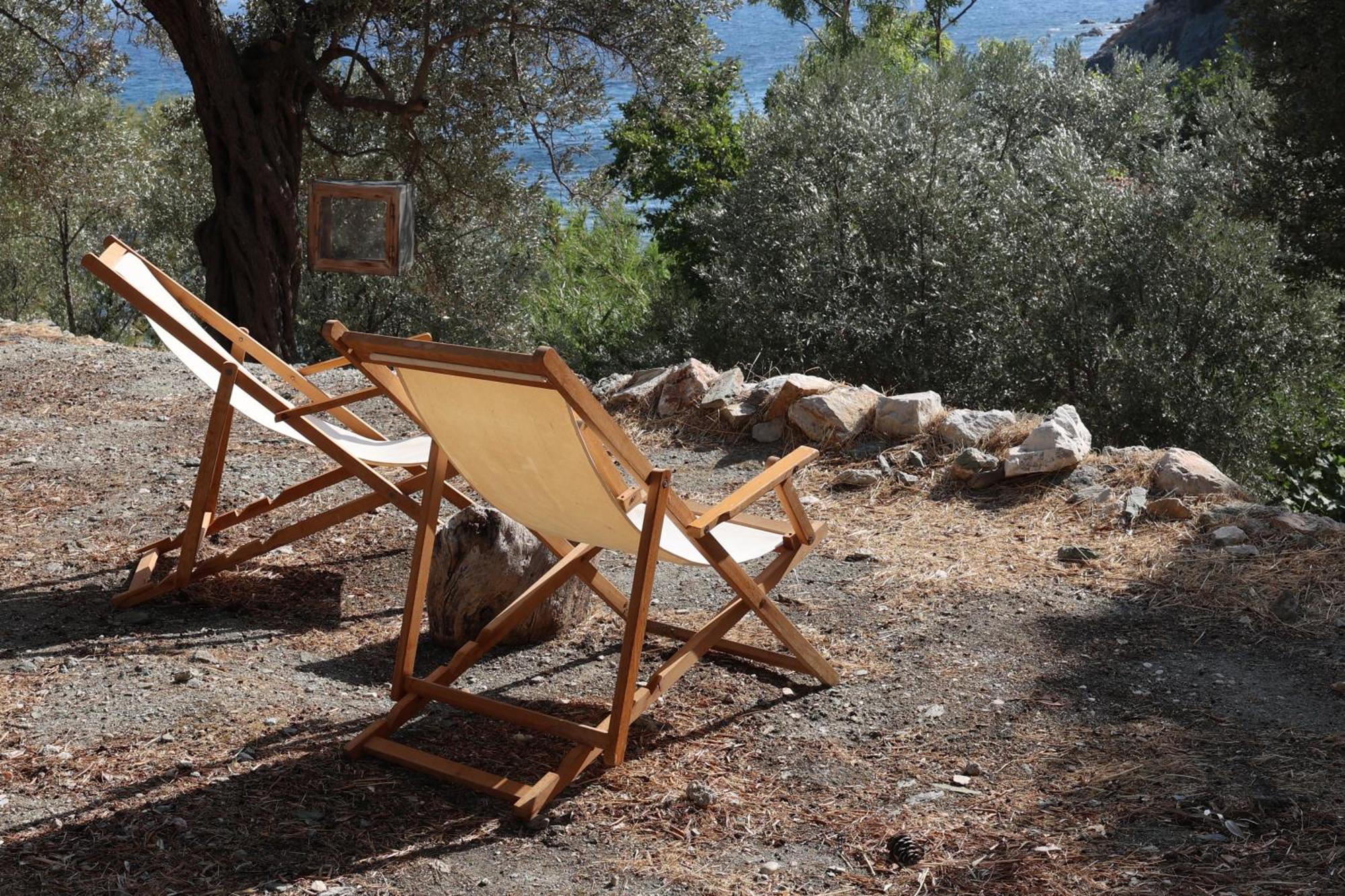 Δωμάτια Κόκκινος Πύργος Plomari Bagian luar foto